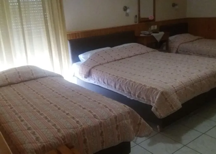 Pyrassos * Néa Ankhíalos