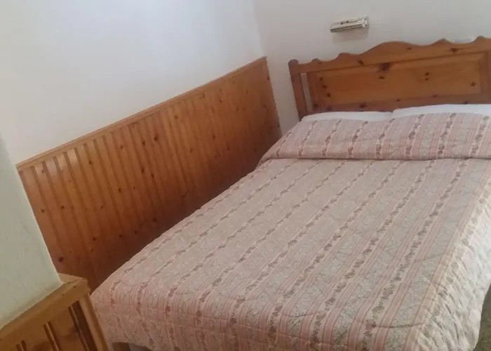 Penzion Pyrassos Néa Ankhíalos