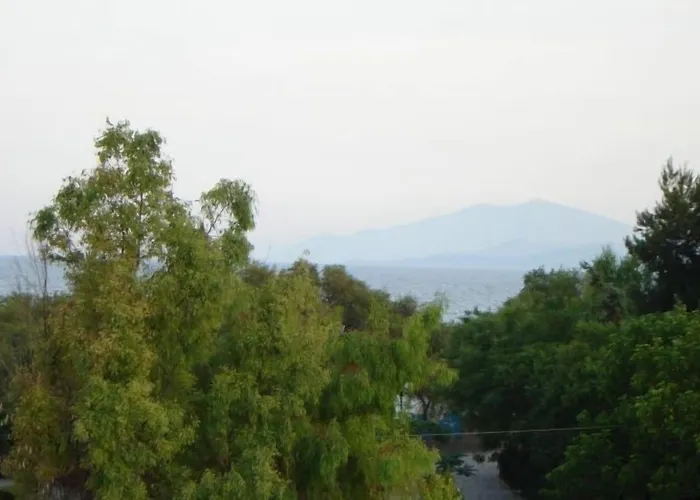 Pyrassos Penzion Néa Ankhíalos