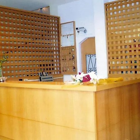 Pyrassos * Néa Ankhíalos