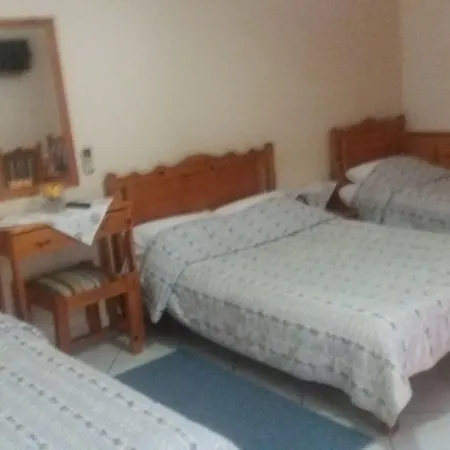 Pyrassos ゲストハウス *