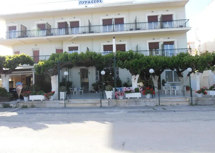 Guest house Pyrassos *