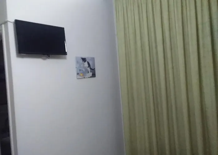 Pyrassos Guest house *