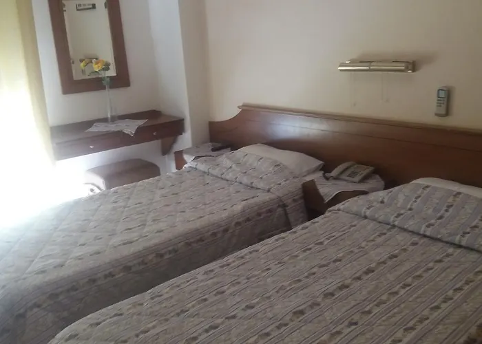 Pyrassos Maison d'hôtes *